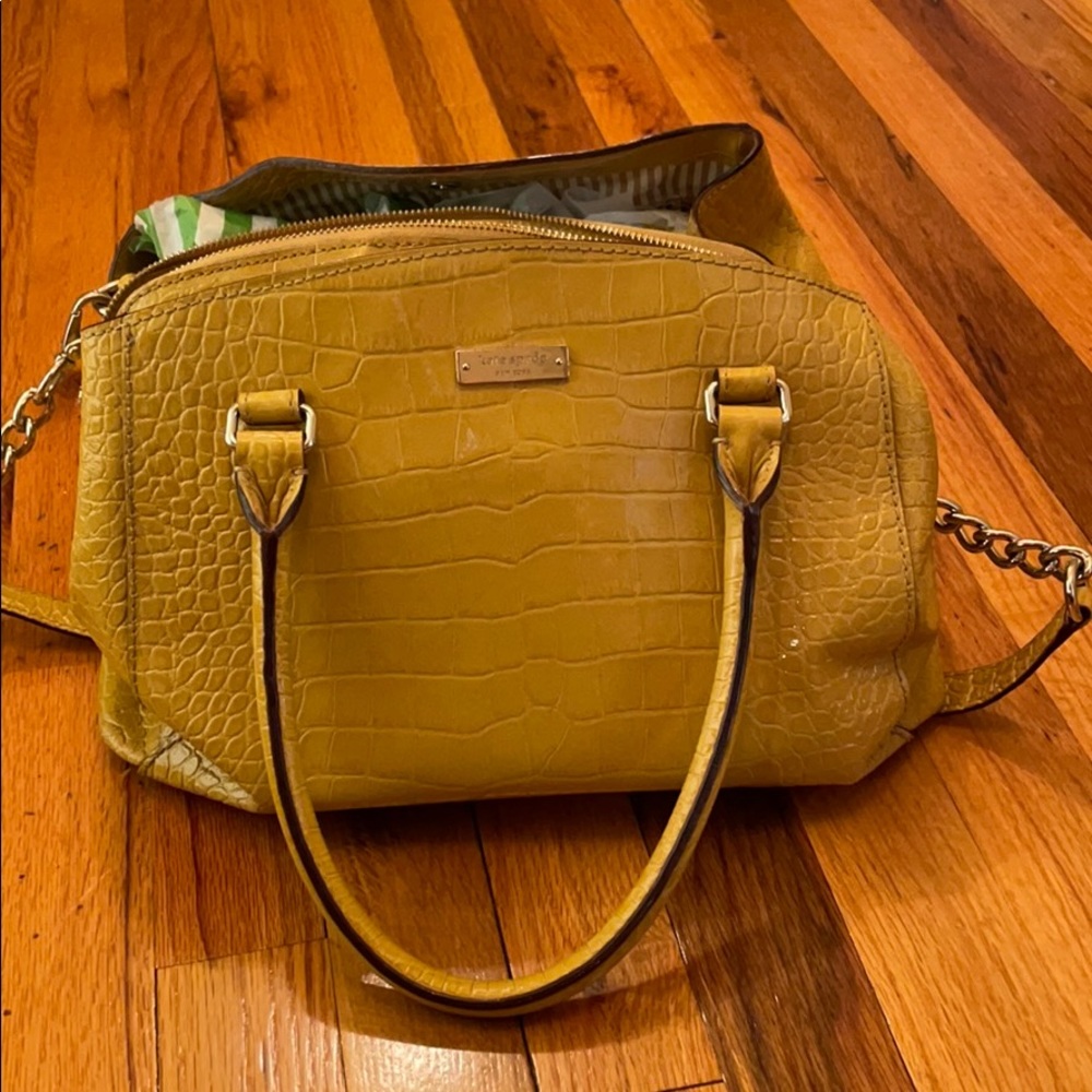 Kate spade purse!!